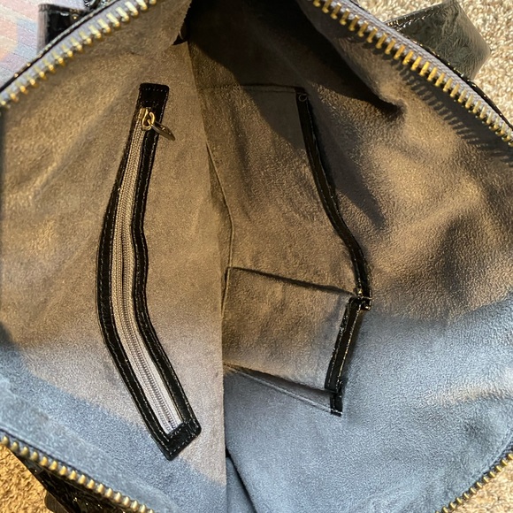 Retro Matt and Nat Shoulder Bag - Picture 8 of 8